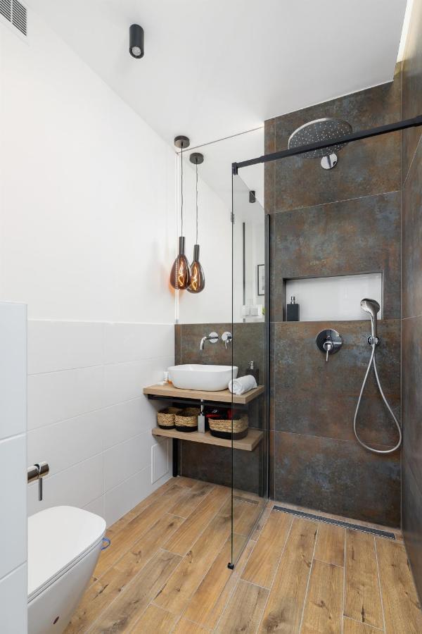 Apartments Osiedle Szkolne Cracow By Noclegi Renters 克拉科夫 外观 照片