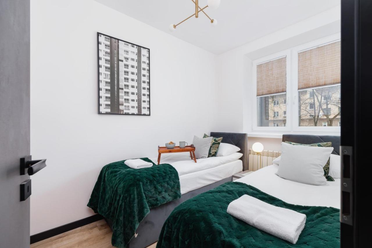 Apartments Osiedle Szkolne Cracow By Noclegi Renters 克拉科夫 外观 照片